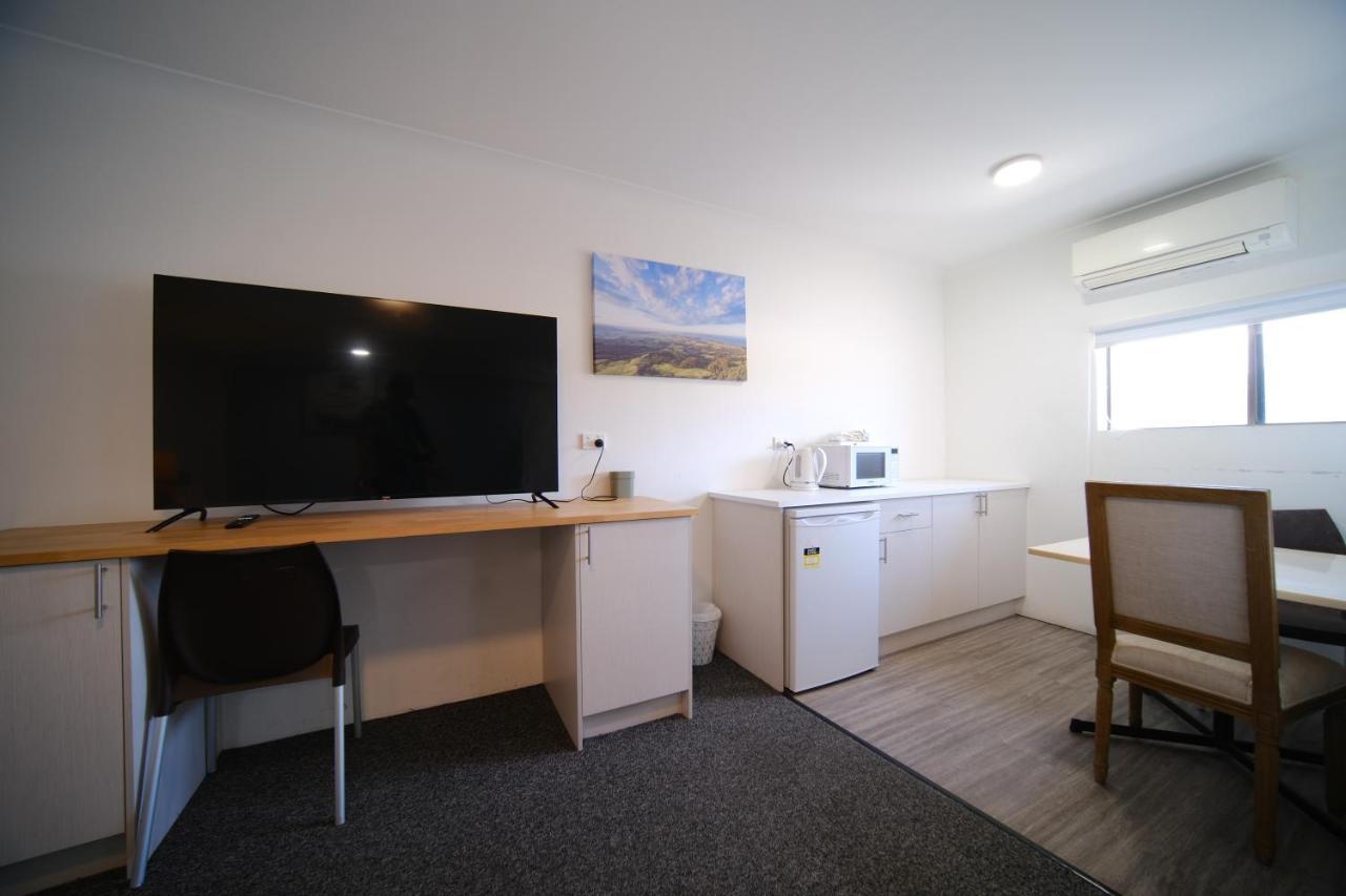 Lakeside Inn Wollongong Primbee Eksteriør bilde