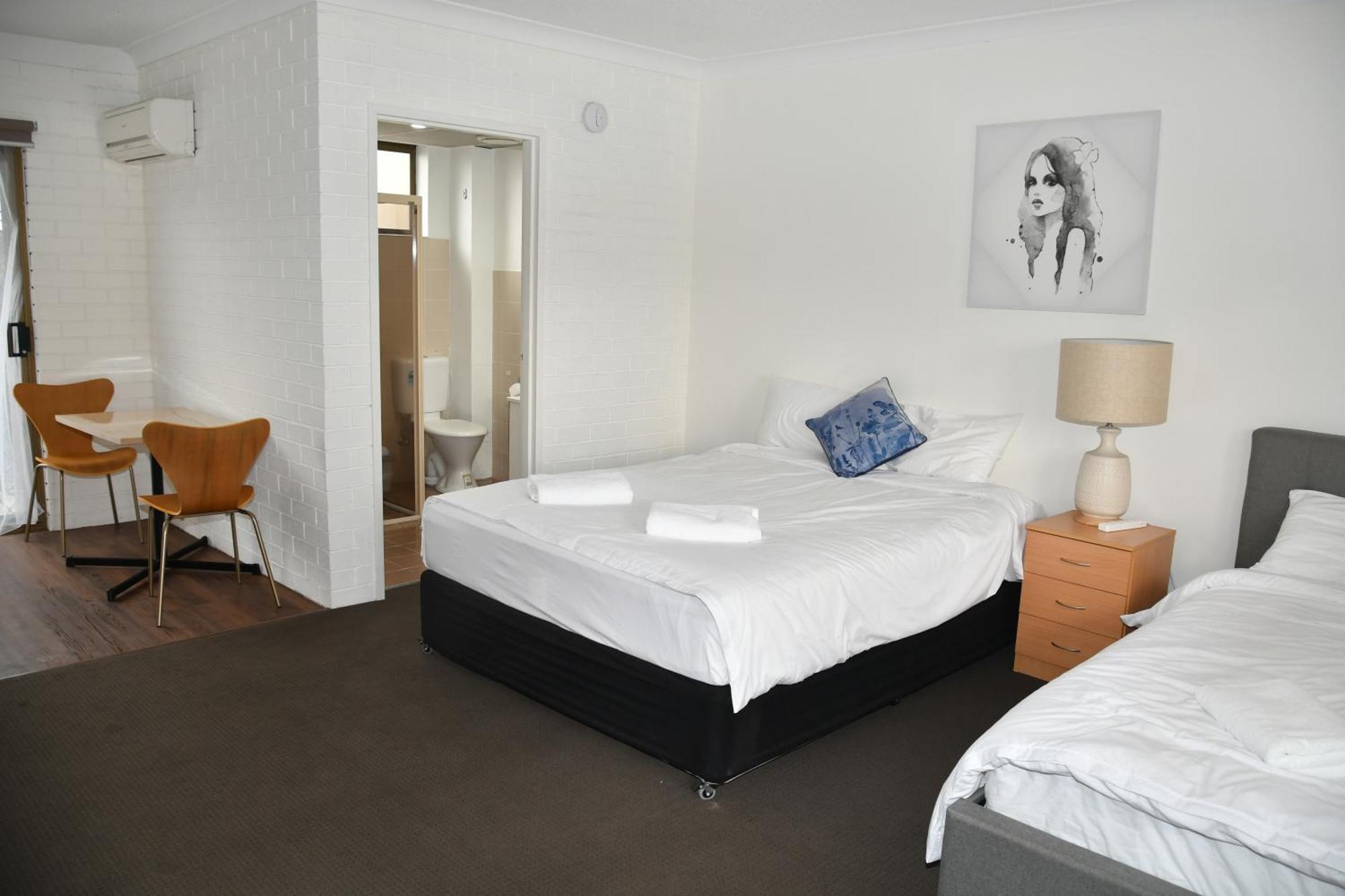 Lakeside Inn Wollongong Primbee Eksteriør bilde